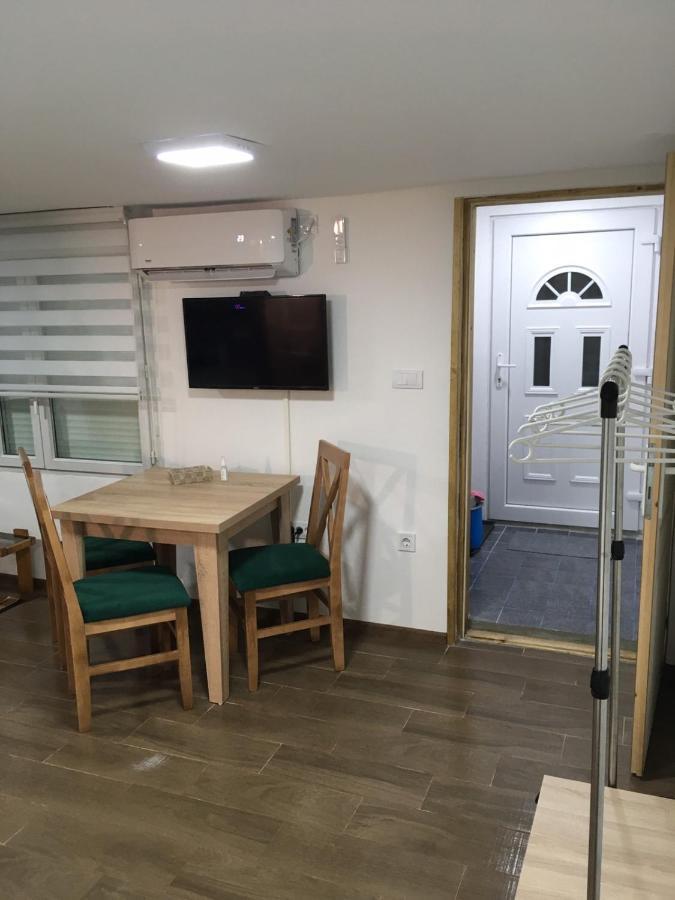 Mia Apartmani - Novoizgradjeni Objekat Gornji Milanovac Kültér fotó