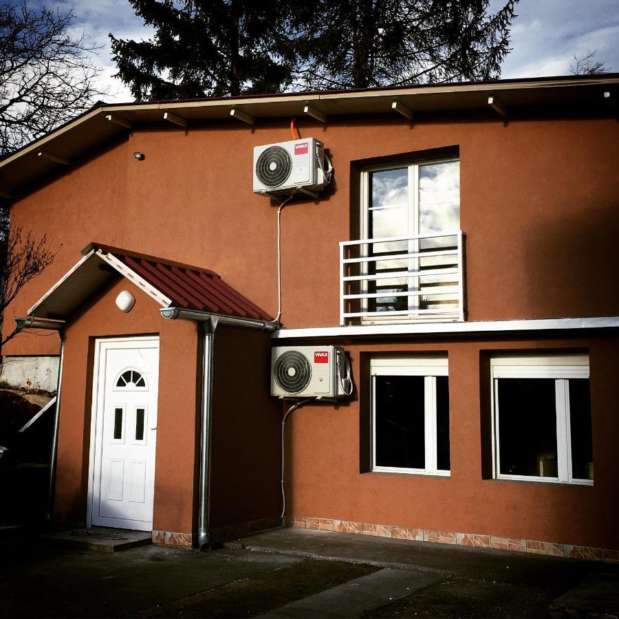 Mia Apartmani - Novoizgradjeni Objekat Gornji Milanovac Kültér fotó