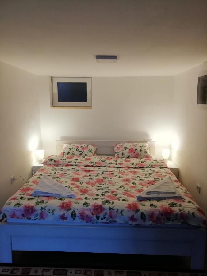 Mia Apartmani - Novoizgradjeni Objekat Gornji Milanovac Kültér fotó